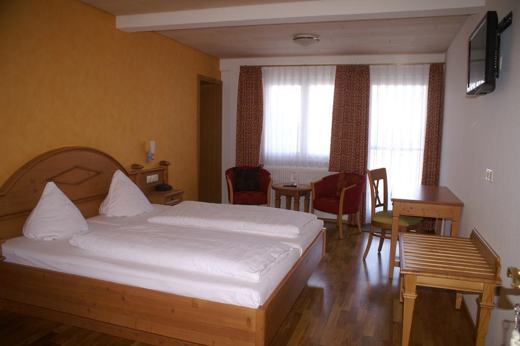 Gasthof Zur Burg Ewattingen Habitación foto